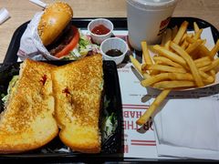 -The Habit Burger Grill 哈比特汉堡(复兴soho店)