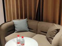 -万泊酒店(长沙五一广场国金中心店)