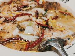-渔语鱼酸菜鱼新川菜(来福士店)