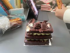 -巴黎贝甜·生日蛋糕(环球中心店)