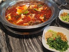 -老船舫·现做活鲜鱼馆(东郊记忆店)