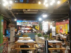 -钢管厂五区小郡肝串串香(奥克斯广场锦城万达店)