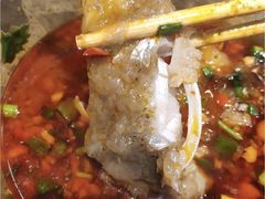 -肖肖酸萝卜鱼火锅(总店)