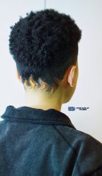 -DL BARBERSHOP男士理发店