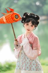 -两间半汉服工作室(平江路店)