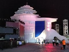 -北戴河碧螺塔海上酒吧公园