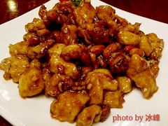 -金牌餐厅·天津菜·八珍豆腐·老爆三(瓷房子店)