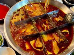 -邓莽子老火锅(中兴路总店)