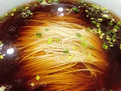 红汤面底-裕兴记•蟹黄面馆(人民广场店)