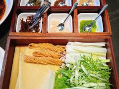 -五谷丰登农家院·地道胶东菜·海鲜烧烤(威海店)