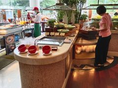 自助取餐区-东莞塘厦三正半山温泉酒店·沙利文西餐厅