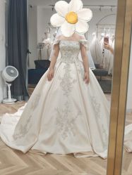点击看大图 -予白婚纱礼服馆