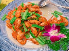 青椒炒河虾-曾福兴