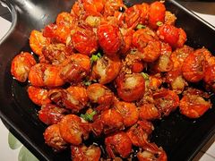 -巴厘龙虾·榜首油焖大虾(音乐学院·沿江酒馆店)