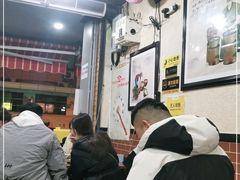 大堂-朱大嘴肥肠血旺(福字街店)
