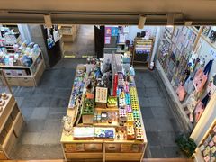 -猫的天空之城概念书店(苏州平江店)