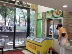 -老新隆牛肉锅贴(新街口店)