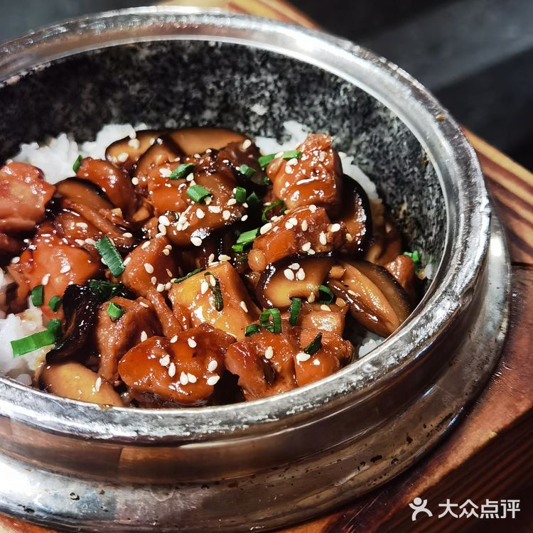 挑个雪天❄️来樱花树下烤肉肉🥩