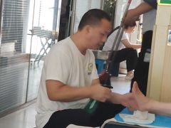 -足护氏采耳修脚(七克拉店)