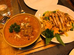 -Phensiri Thai Restaurant