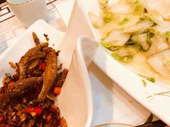 -丹江口渔村·湘味厨房(桃园店)