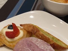 香芋面包-美食汇·海鲜自助餐·家庭聚会·商务宴请(青秀万达文华店)