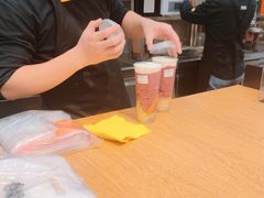 -CoCo都可(湖滨银泰店B区店)