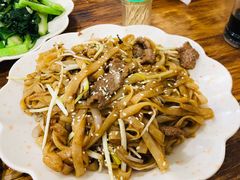 干炒牛河-南记食粥坊·宵夜大排档(莲花总店)