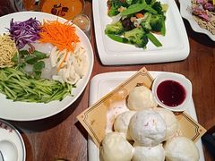 -那家老院子东北菜·饺子·小鸡炖蘑菇(艳华街店)