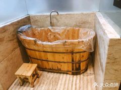 -水立方国际汤泉(六一中路店)