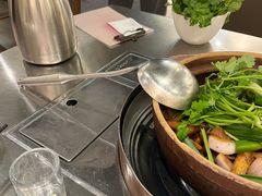 -胡须佬鸡煲四季火锅店(石厦西村直营店)