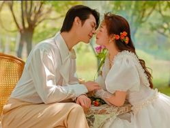 -喜爱高定婚纱摄影