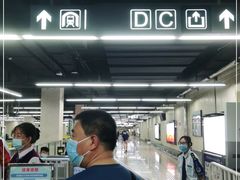 -人民广场(地铁站)
