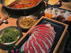 凑凑肥牛-湊湊火锅·茶憩(杭州湖滨银泰in77店)