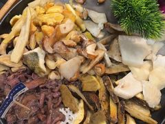 -一朵菌·野生菌探索家火锅(南亚店)