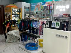 -包玉刚游泳场(黄龙恒励大厦店)