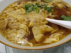 酸辣汤-伊喜饺子·烤鸭(五道口学院路店)