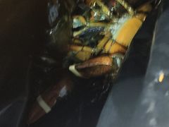 -渔人湾码头海鲜市场负二楼