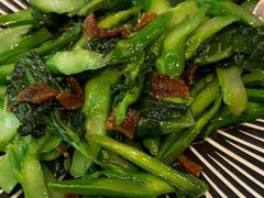 咸鱼炒芥兰-得丘礼享谷·玉兰苑