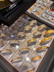 -周生生Chow Sang Sang(又一城店)