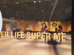 -超级猩猩健身·私教(上海体育场店)