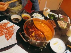 -唯爱KTV聚会餐厅(仙林东城汇店)