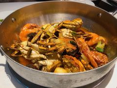 -七欣天香辣蟹火锅(闵行浦江欢乐颂店)