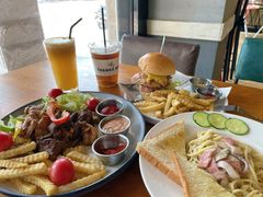 -Thanks美式餐厅(汉堡咖啡店)