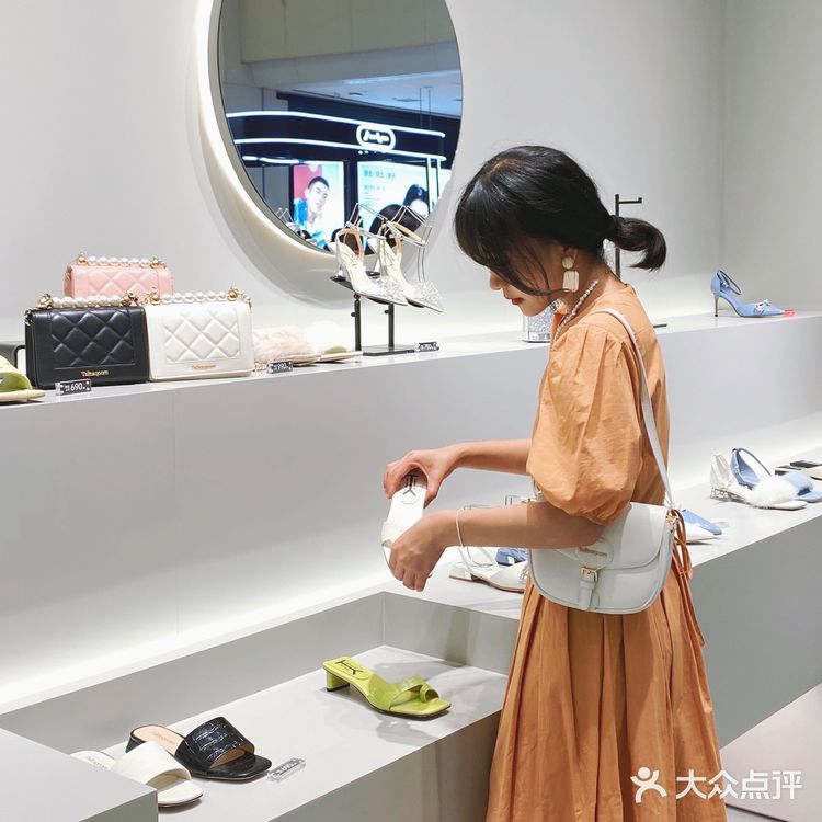 重庆探店|在绿野仙踪里逛小众设计师鞋店🌳