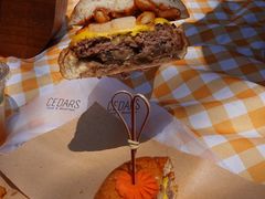 -LESCEDARS Brasserie Bistro香柏树