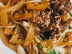 干炒牛河-茶港·点心·啫啫煲(范湖万达广场店)