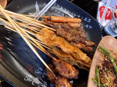 -何师烧烤Pro ·江湖川菜·小龙虾·精酿(太古里旗舰店)