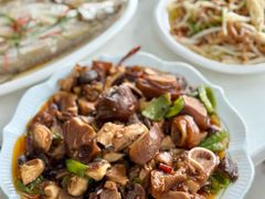 -丹水桥地锅鱼·翘嘴鲌·地方特色全鱼宴(丹江口大坝店)