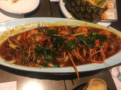 美奈香辣大头虾-美奈小馆·越南料理(中航城君尚购物中心店)